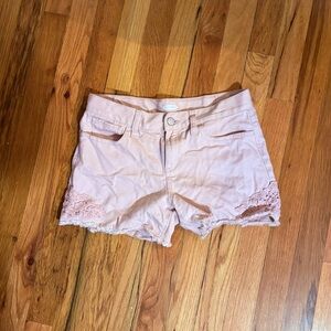 🩰 Girl's Pink Lace Trim Shorts 🩰